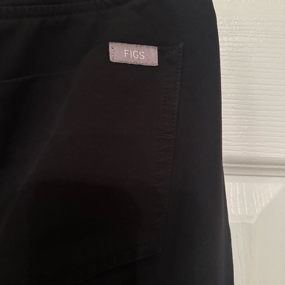 Figs Black Jogger Sweatpants with White Drawstring - Picture 5 of 8